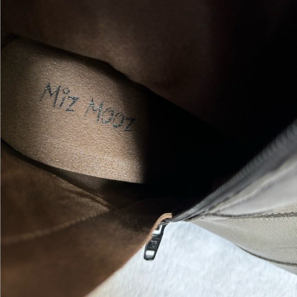 Mix moos tall boots. Grey size 6.5 - Picture 8 of 8